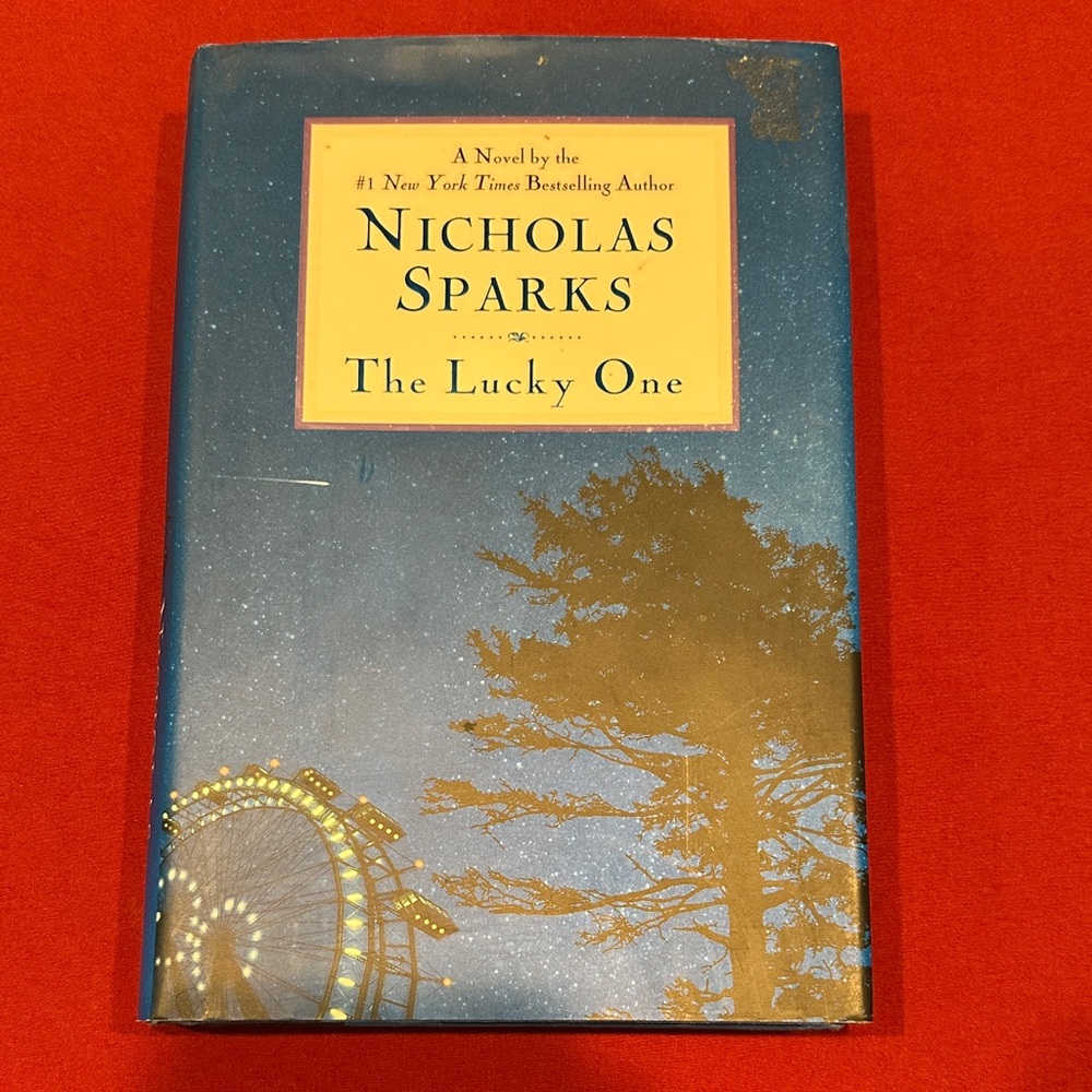 The Lucky One by Nicholas Sparks Hardcover